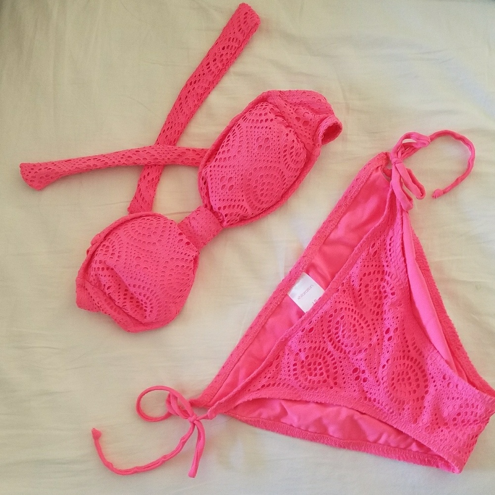 Bathing suit